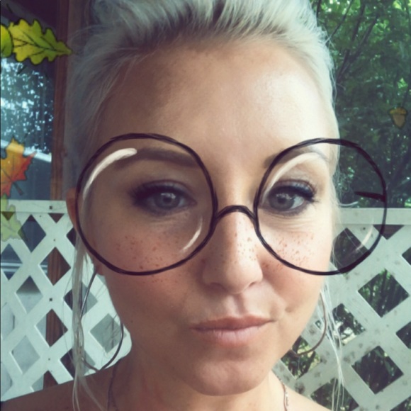 Meet your Posher, Adrien - Picture 1 of 1